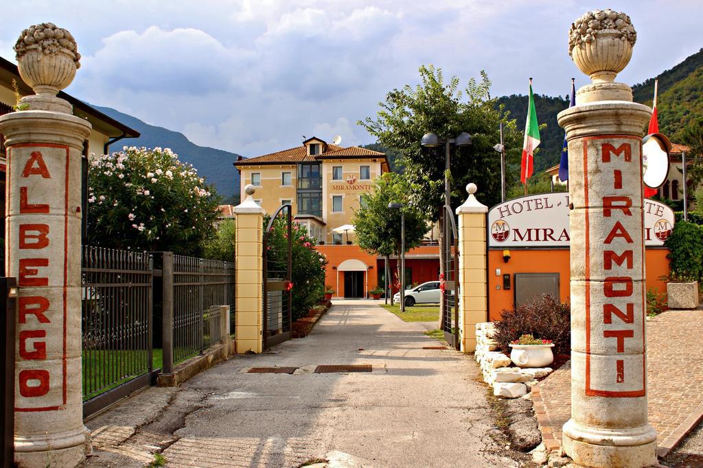 Hotel Miramonti Enoteca Pove del Grappa ภายนอก รูปภาพ