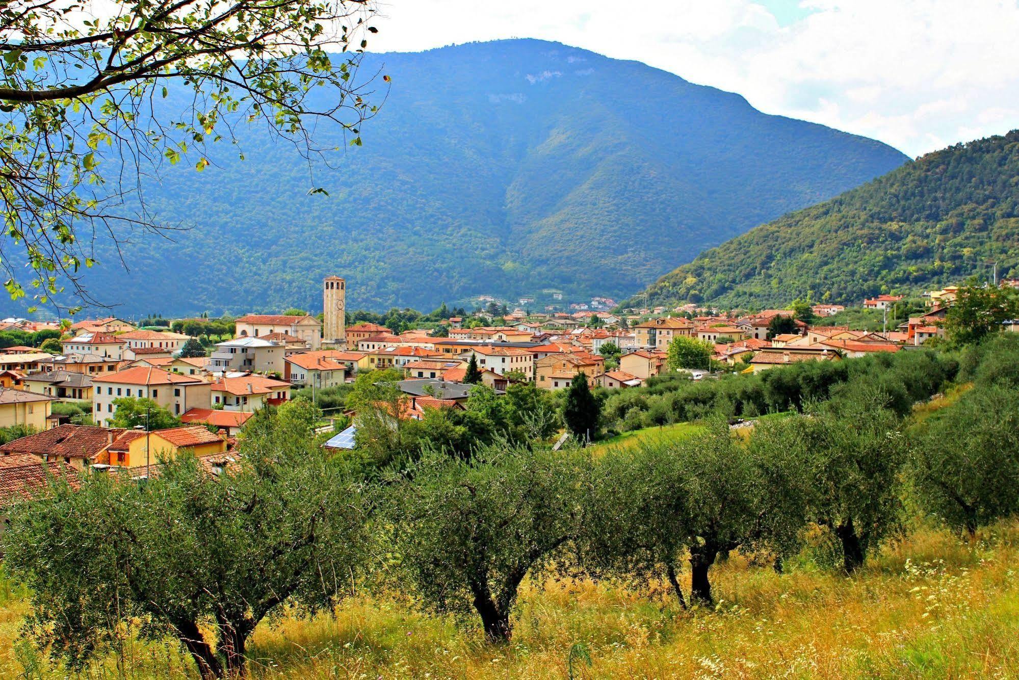 Hotel Miramonti Enoteca Pove del Grappa ภายนอก รูปภาพ