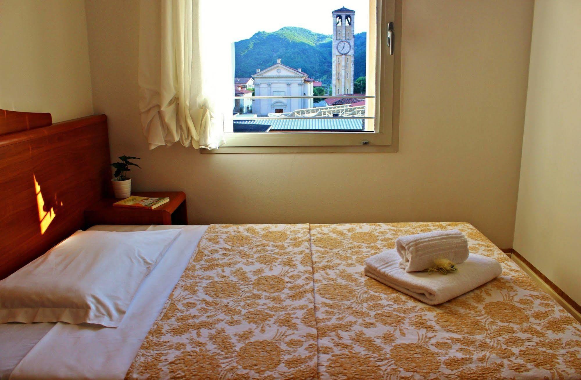 Hotel Miramonti Enoteca Pove del Grappa ภายนอก รูปภาพ
